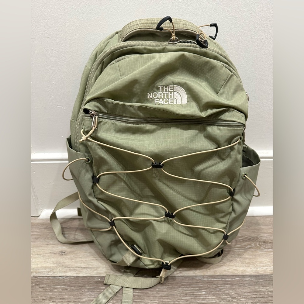The North Face Women’s Borealis Backpack